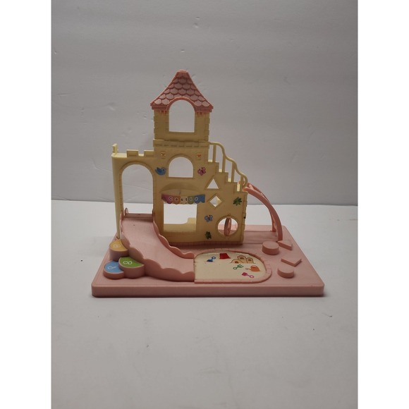 Calico Critters Sylvian Sandbox - Picture 1 of 5